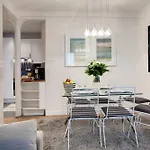 Paris Sevigne Elegant Residence